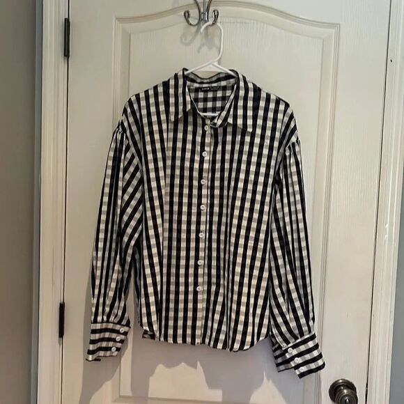 SHEIN Tops - SHEIN precious navy and cream checkered shirt size large
